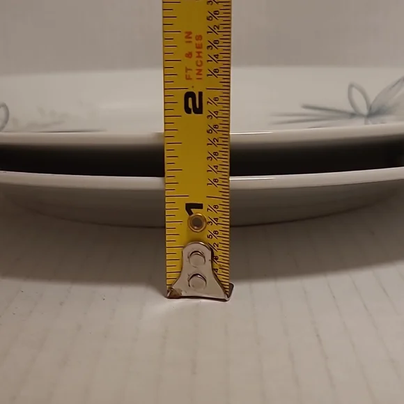 Pair of Pier 1 Kui Hua Plates - Picture 12 of 16